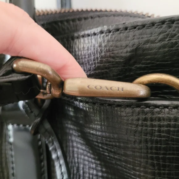 EUC Vintage Coach Metropolitan Commuter Double-zip Briefcase, black and brass - Picture 3 of 10